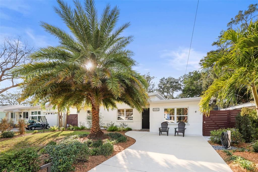 For Sale: $639,900 (3 beds, 2 baths, 1277 Square Feet)