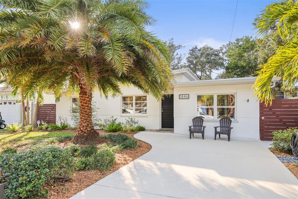 For Sale: $639,900 (3 beds, 2 baths, 1277 Square Feet)