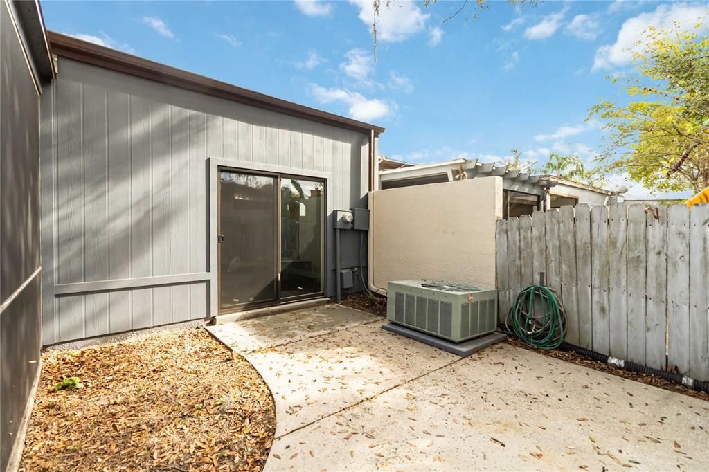 For Sale: $307,000 (3 beds, 2 baths, 1284 Square Feet)