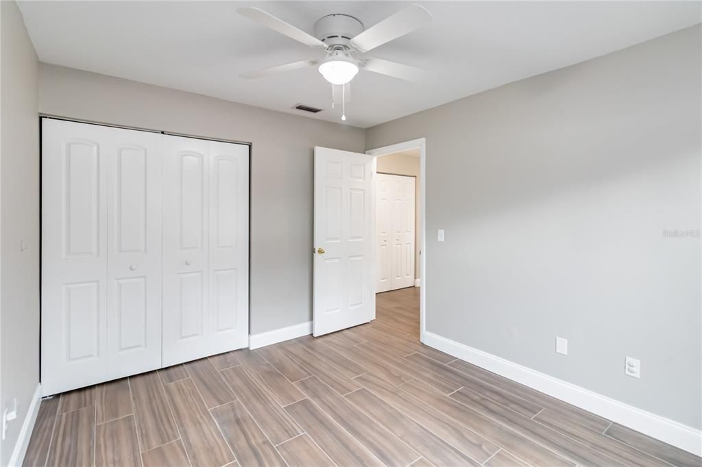 For Sale: $307,000 (3 beds, 2 baths, 1284 Square Feet)