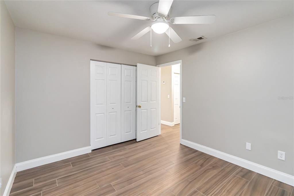 For Sale: $307,000 (3 beds, 2 baths, 1284 Square Feet)