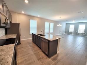 For Rent: $3,300 (4 beds, 2 baths, 2082 Square Feet)