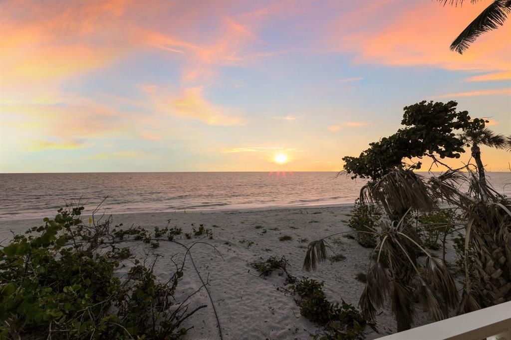 En Venta: $12,850,000 (5 camas, 4 baños, 4342 Pies cuadrados)