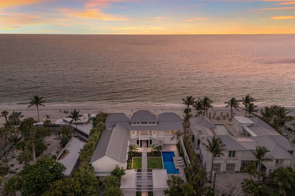 En Venta: $12,850,000 (5 camas, 4 baños, 4342 Pies cuadrados)