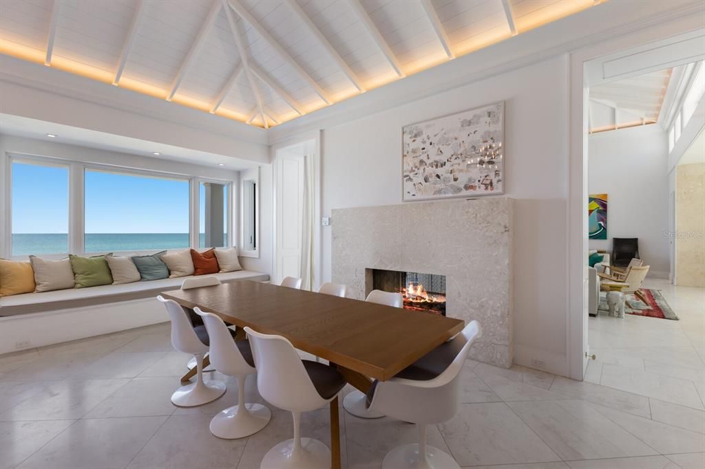 En Venta: $12,850,000 (5 camas, 4 baños, 4342 Pies cuadrados)