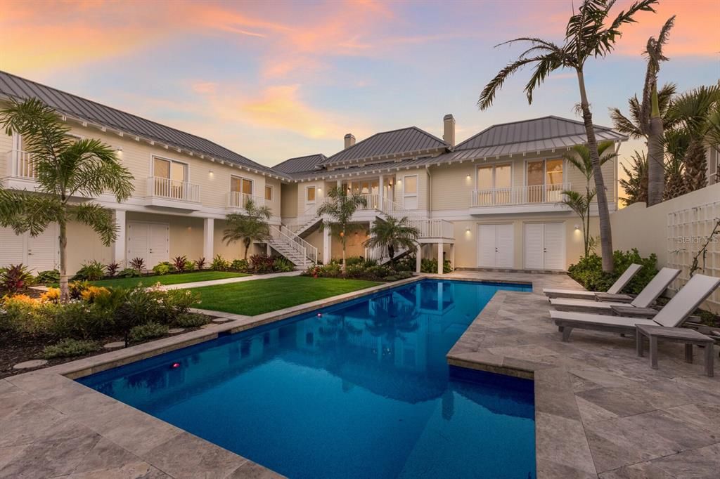 En Venta: $12,850,000 (5 camas, 4 baños, 4342 Pies cuadrados)