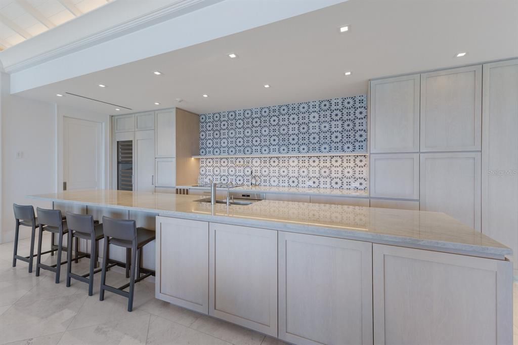 En Venta: $12,850,000 (5 camas, 4 baños, 4342 Pies cuadrados)