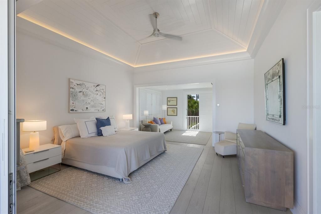 En Venta: $12,850,000 (5 camas, 4 baños, 4342 Pies cuadrados)