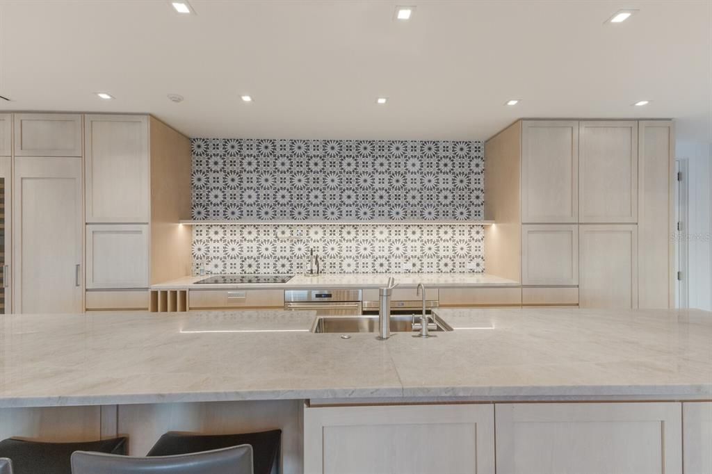 En Venta: $12,850,000 (5 camas, 4 baños, 4342 Pies cuadrados)