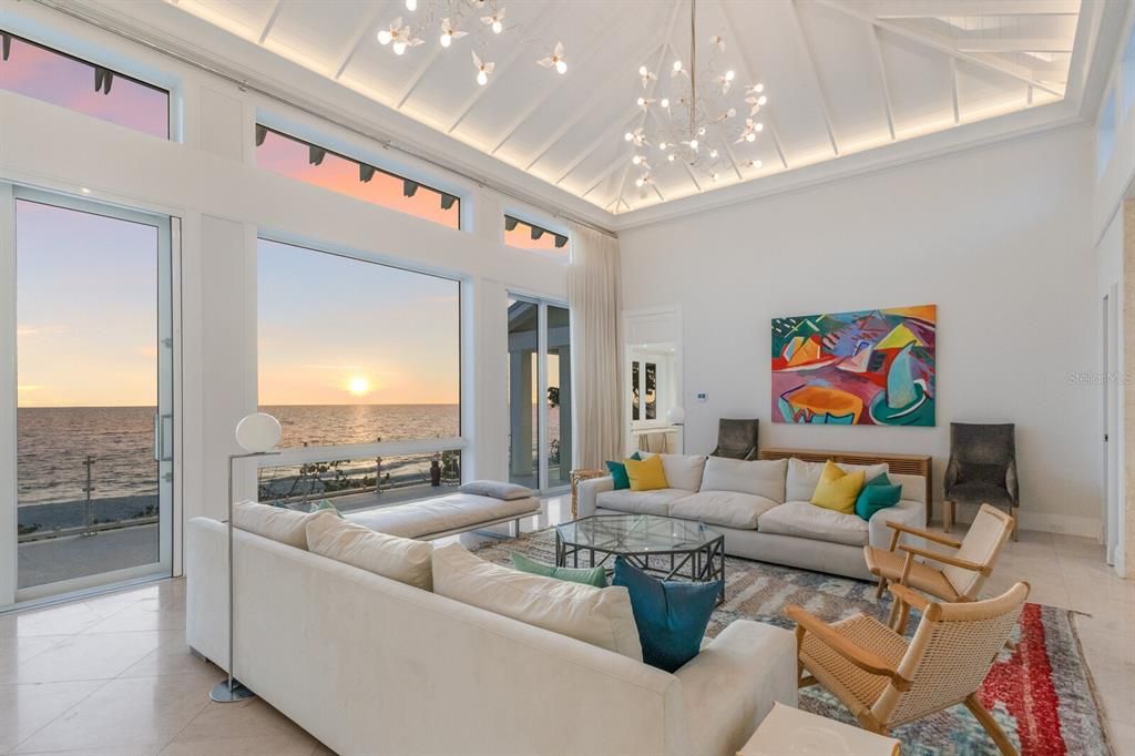 En Venta: $12,850,000 (5 camas, 4 baños, 4342 Pies cuadrados)