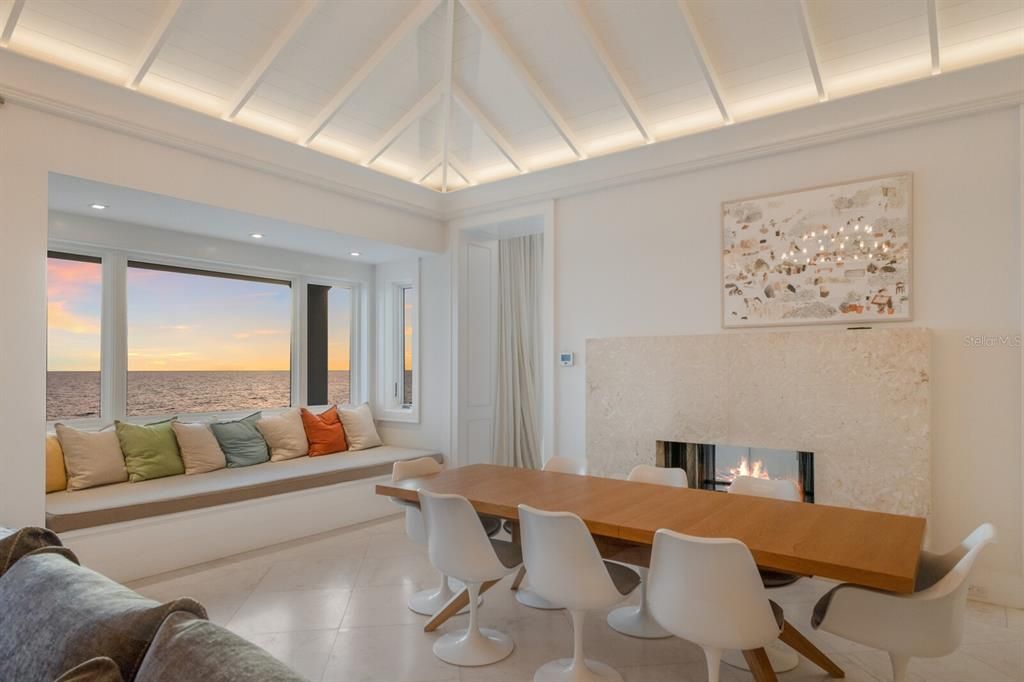 En Venta: $12,850,000 (5 camas, 4 baños, 4342 Pies cuadrados)