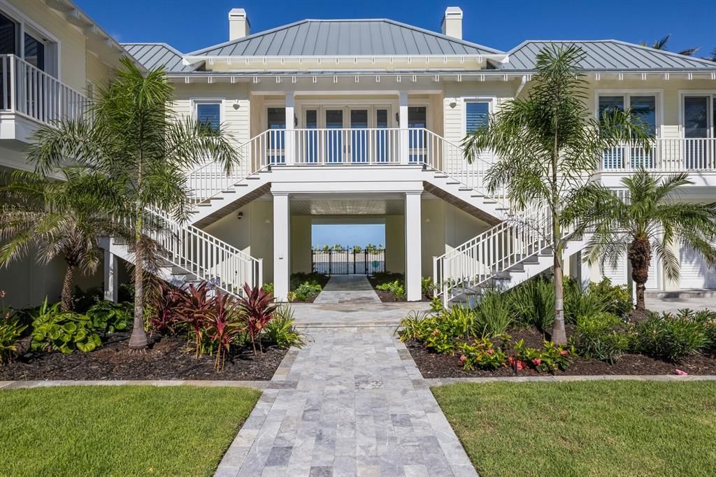 En Venta: $12,850,000 (5 camas, 4 baños, 4342 Pies cuadrados)