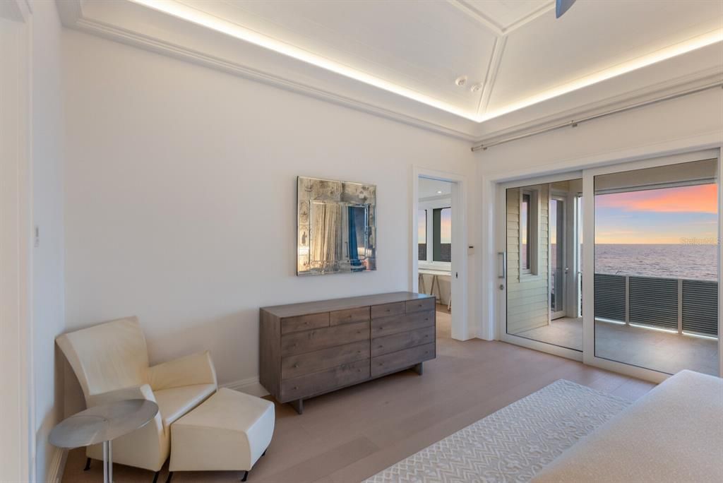 En Venta: $12,850,000 (5 camas, 4 baños, 4342 Pies cuadrados)