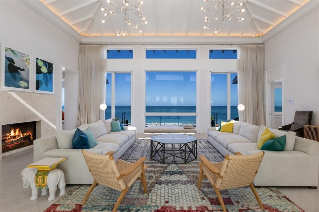 En Venta: $12,850,000 (5 camas, 4 baños, 4342 Pies cuadrados)