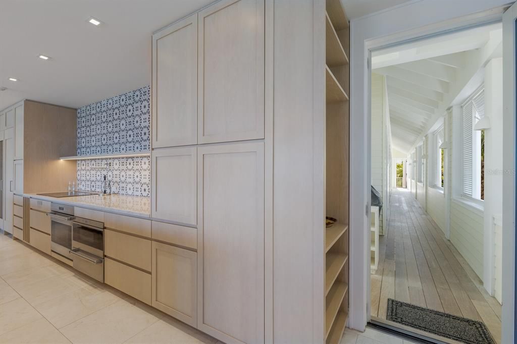 En Venta: $12,850,000 (5 camas, 4 baños, 4342 Pies cuadrados)