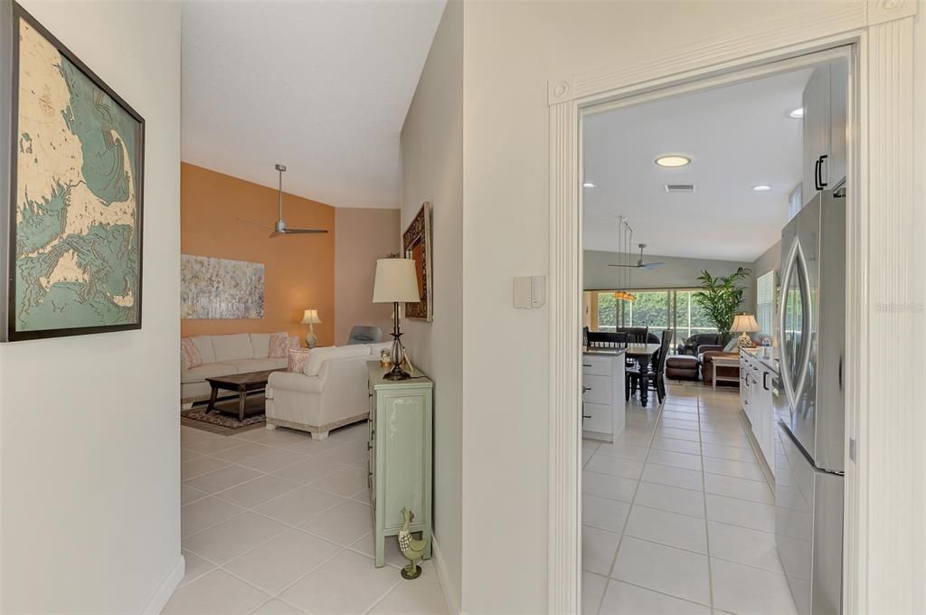 For Sale: $539,900 (2 beds, 2 baths, 1534 Square Feet)