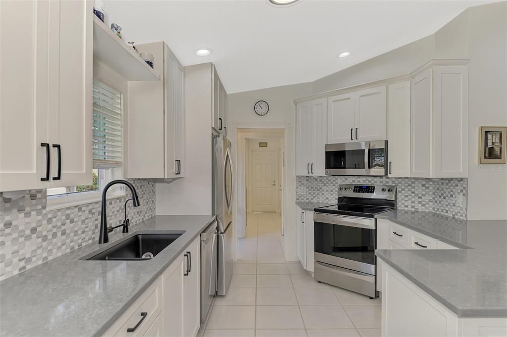 For Sale: $539,900 (2 beds, 2 baths, 1534 Square Feet)