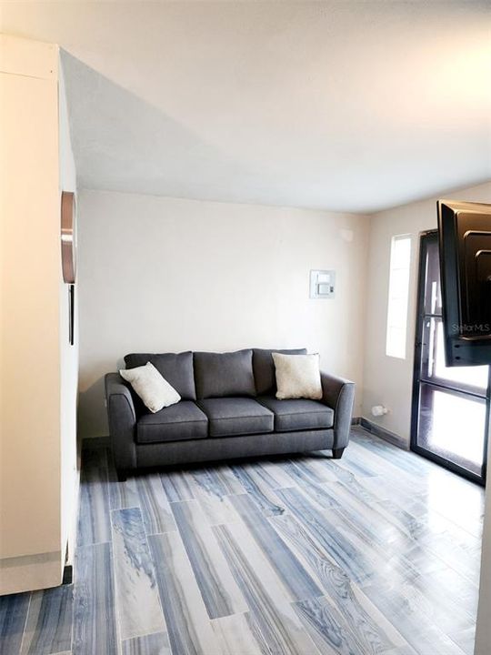 待售: $469,000 (3 贝兹, 3 浴室, 2200 平方英尺)