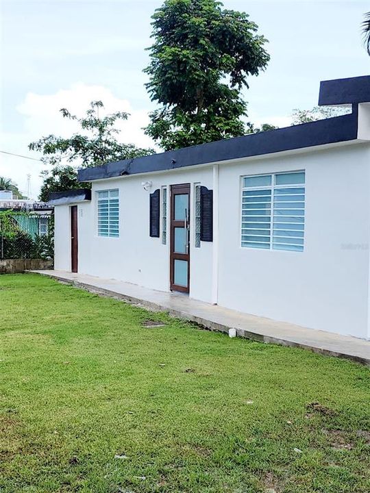 待售: $469,000 (3 贝兹, 3 浴室, 2200 平方英尺)