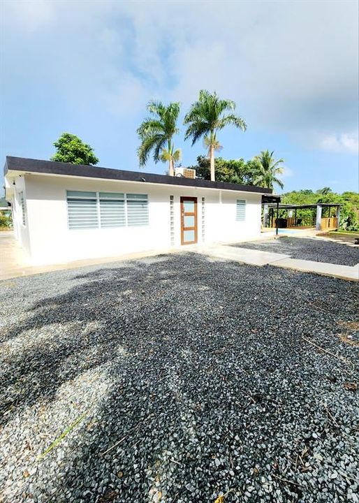 待售: $469,000 (3 贝兹, 3 浴室, 2200 平方英尺)