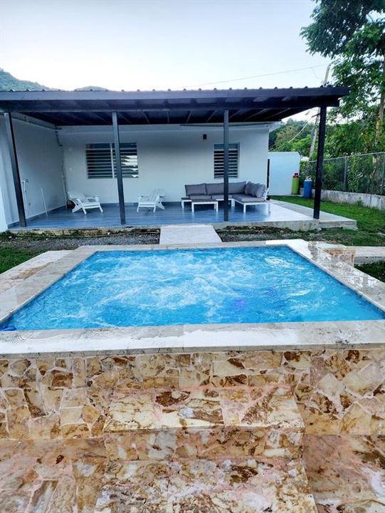 待售: $469,000 (3 贝兹, 3 浴室, 2200 平方英尺)