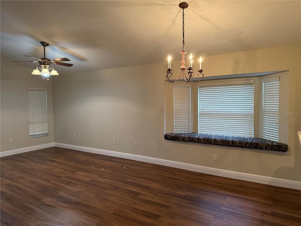 For Rent: $2,600 (3 beds, 2 baths, 1742 Square Feet)