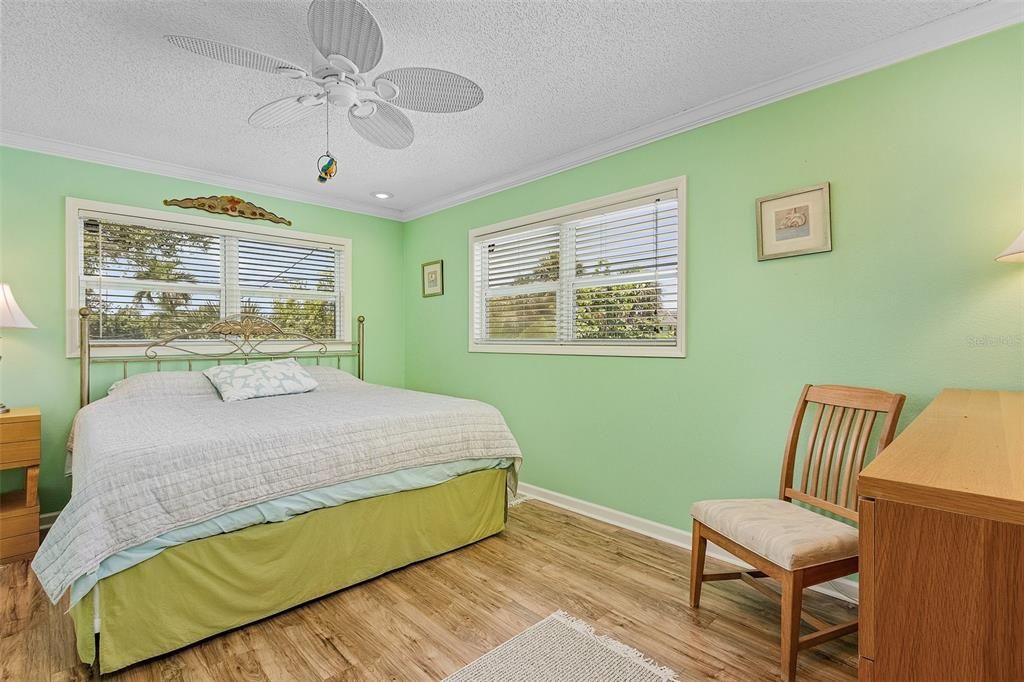 待售: $899,000 (3 贝兹, 2 浴室, 2192 平方英尺)