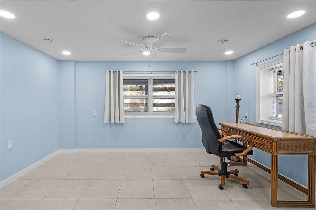 待售: $899,000 (3 贝兹, 2 浴室, 2192 平方英尺)