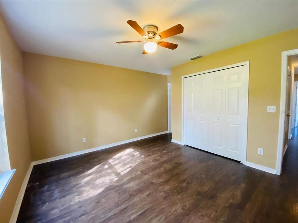 For Sale: $424,900 (4 beds, 2 baths, 2290 Square Feet)