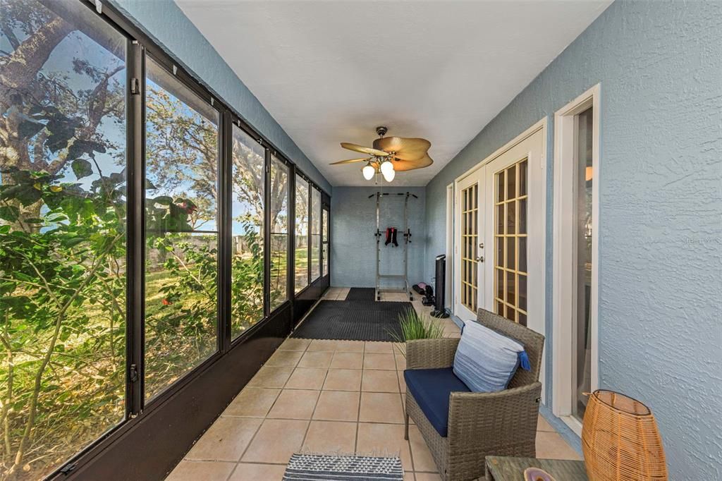 For Sale: $333,500 (2 beds, 2 baths, 1273 Square Feet)