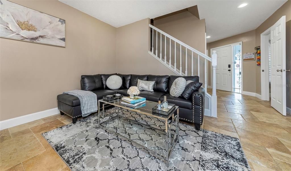 For Sale: $333,500 (2 beds, 2 baths, 1273 Square Feet)