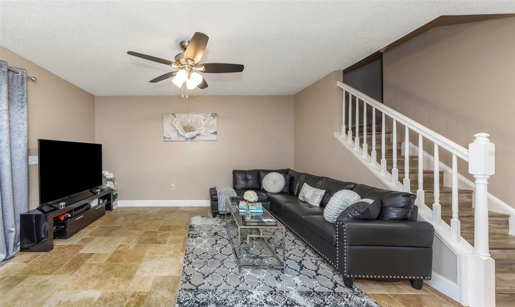 For Sale: $333,500 (2 beds, 2 baths, 1273 Square Feet)