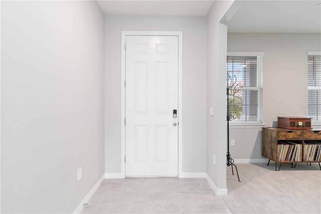 Entryway with 9 ft+ ceilings