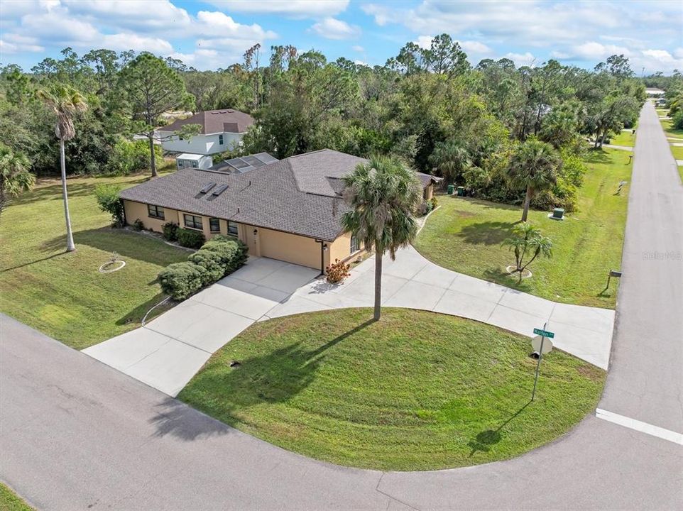 For Sale: $535,000 (3 beds, 2 baths, 2469 Square Feet)