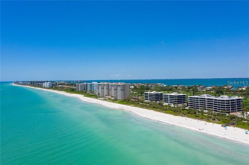 Turquoise water of the Gulf of Mexico.