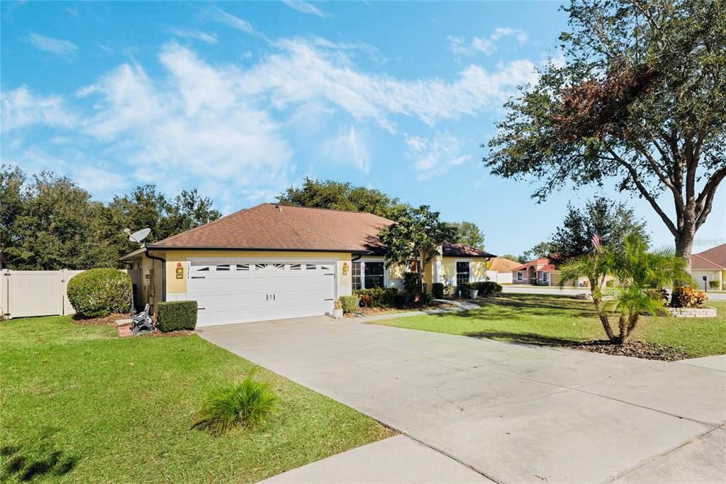 For Sale: $429,000 (3 beds, 2 baths, 1873 Square Feet)