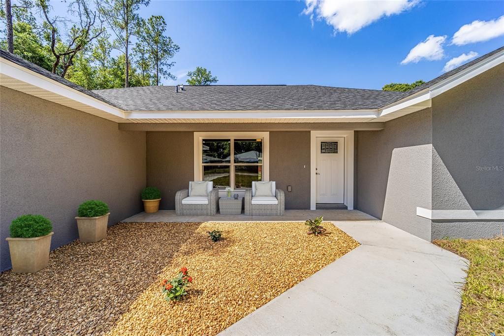 Outdoor Covered Patio Virtually Stage