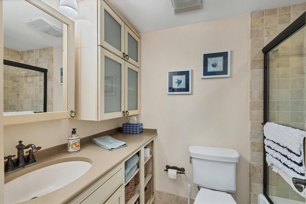 For Sale: $1,550,000 (2 beds, 2 baths, 1418 Square Feet)