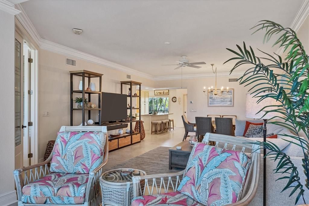 For Sale: $1,550,000 (2 beds, 2 baths, 1418 Square Feet)