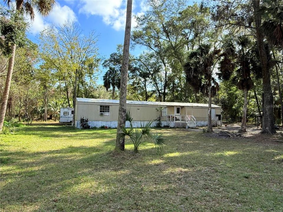 For Sale: $69,900 (3 beds, 2 baths, 1064 Square Feet)