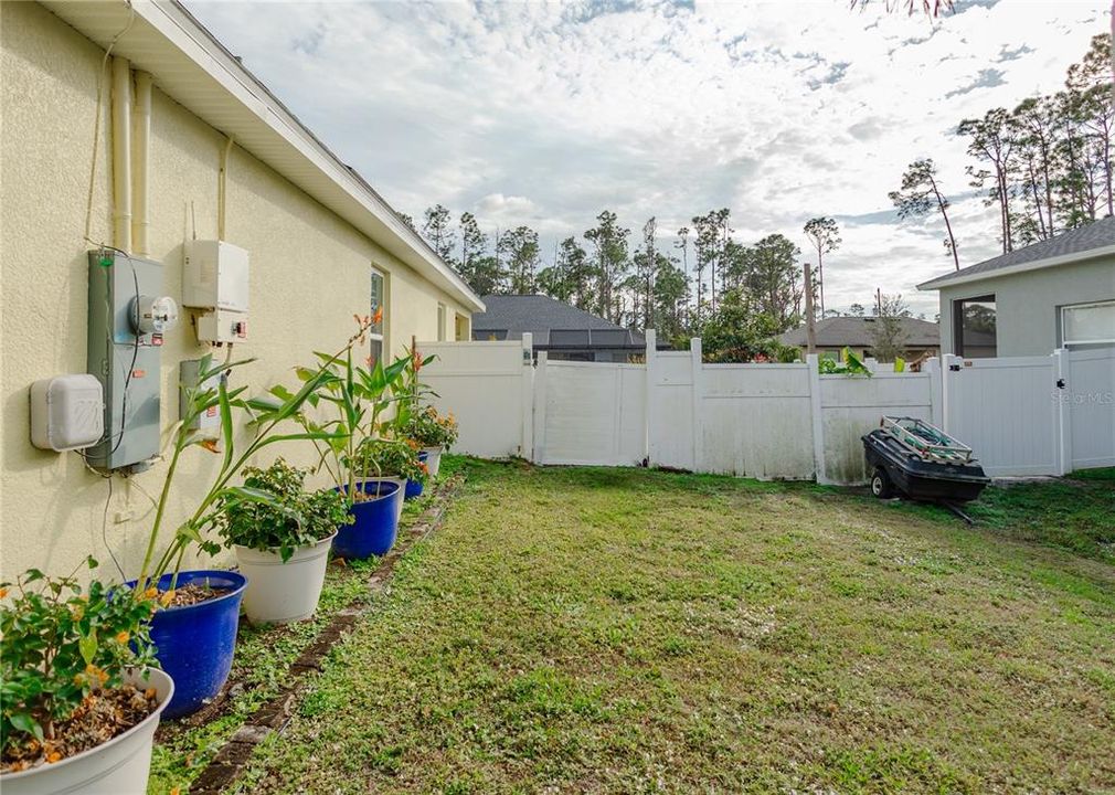 For Sale: $359,000 (3 beds, 2 baths, 1748 Square Feet)