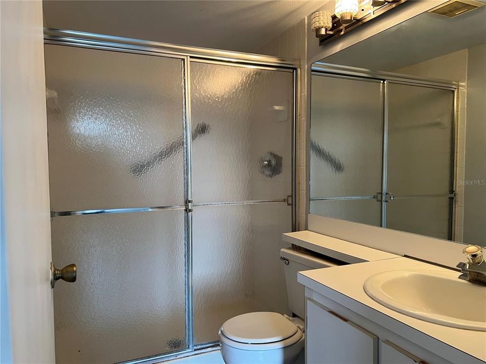 For Rent: $1,600 (2 beds, 2 baths, 1064 Square Feet)