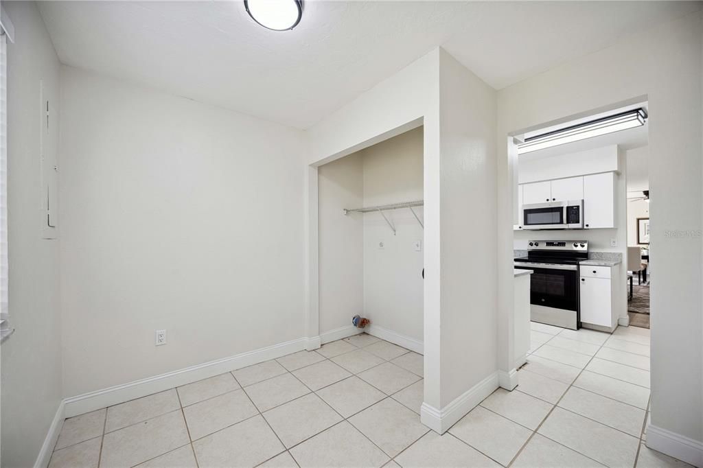 For Sale: $394,500 (3 beds, 2 baths, 1608 Square Feet)