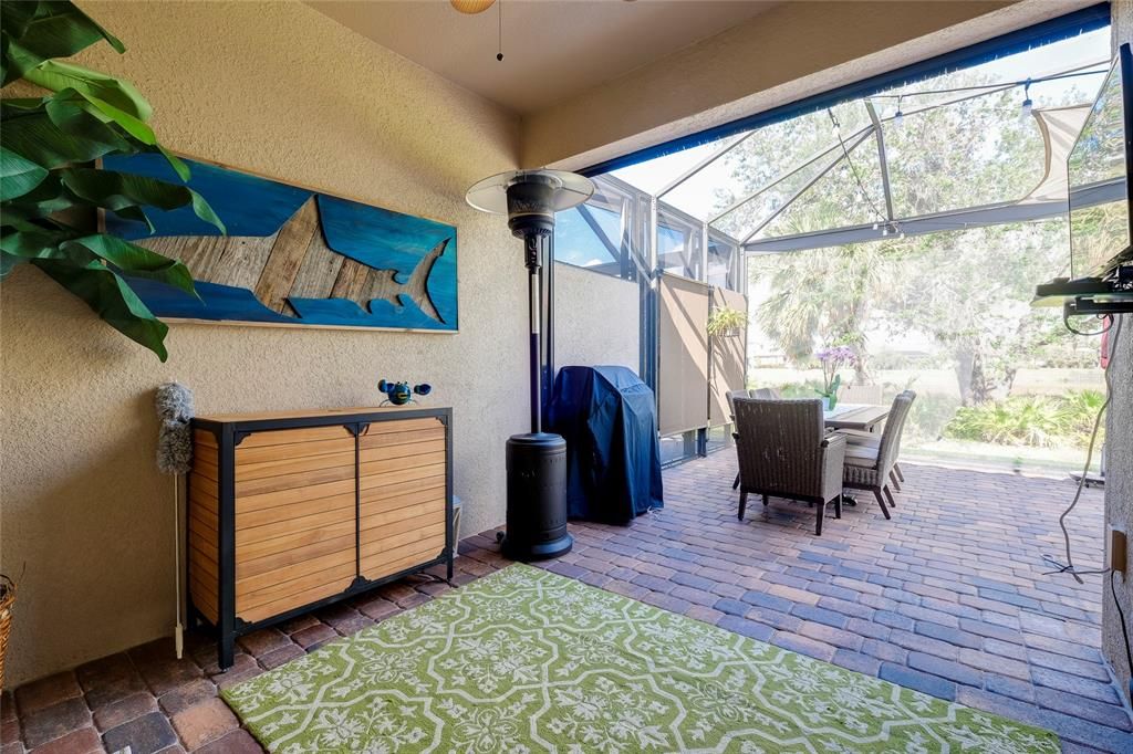 Partial covered Lanai w/ceiling fan