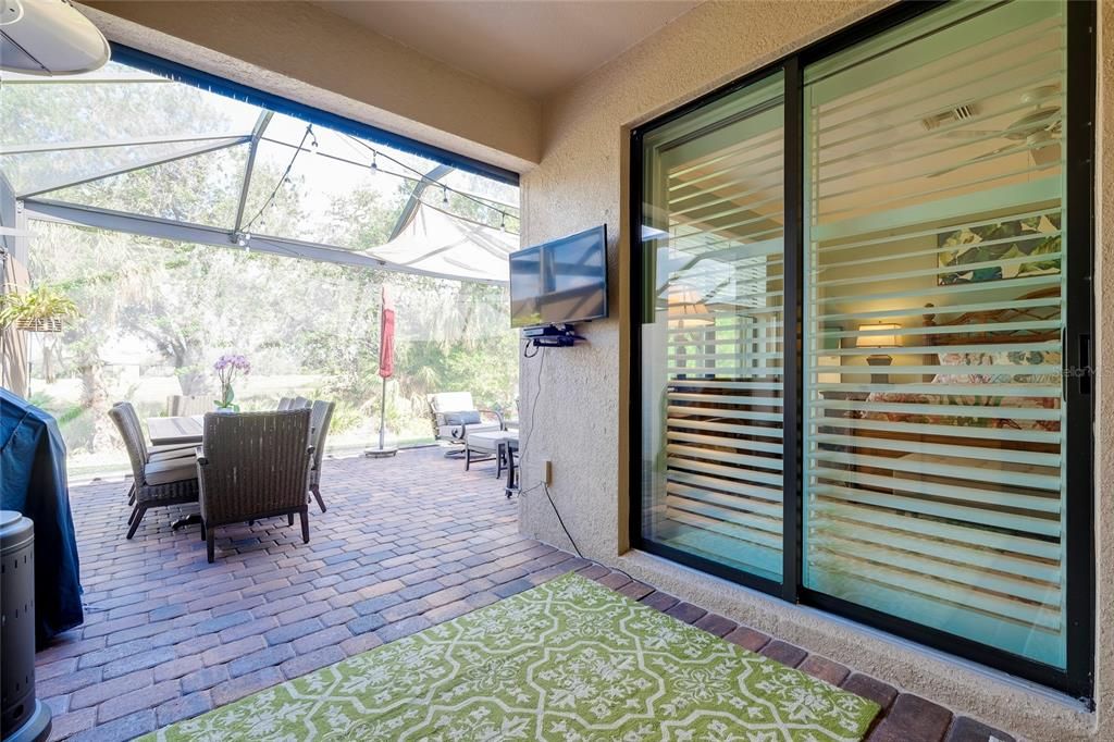 Partial covered Lanai w/ceiling fan