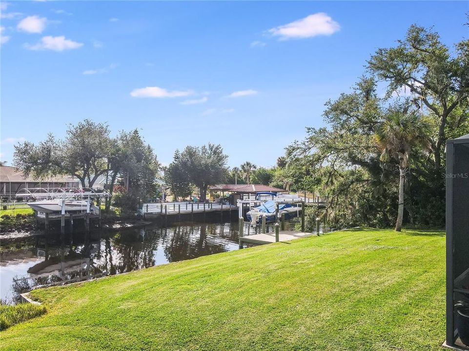 For Sale: $905,000 (3 beds, 2 baths, 2277 Square Feet)