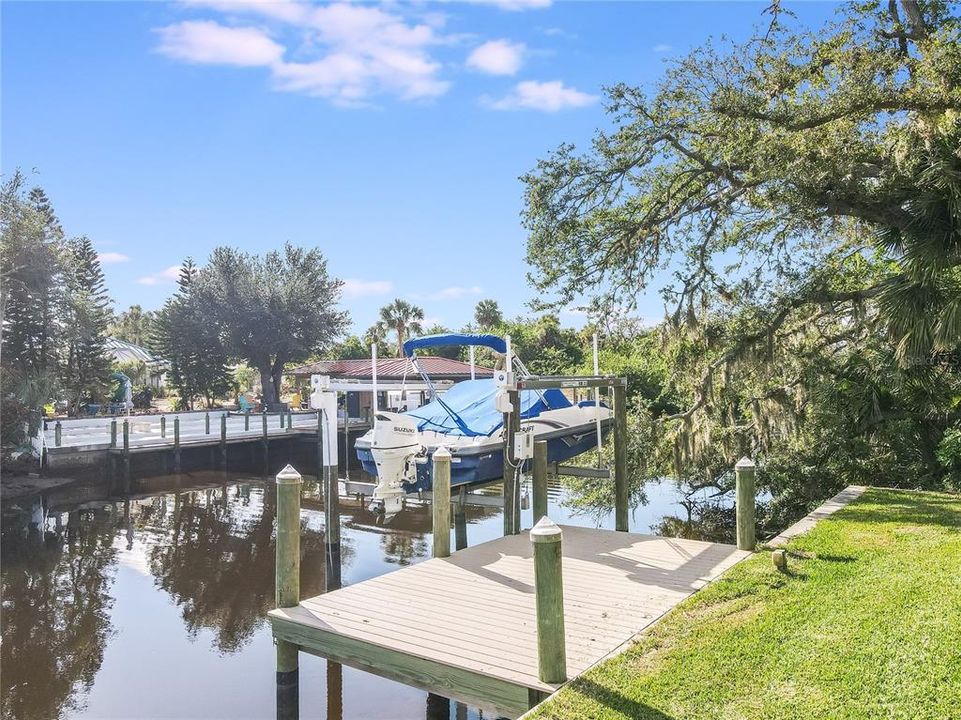 For Sale: $905,000 (3 beds, 2 baths, 2277 Square Feet)