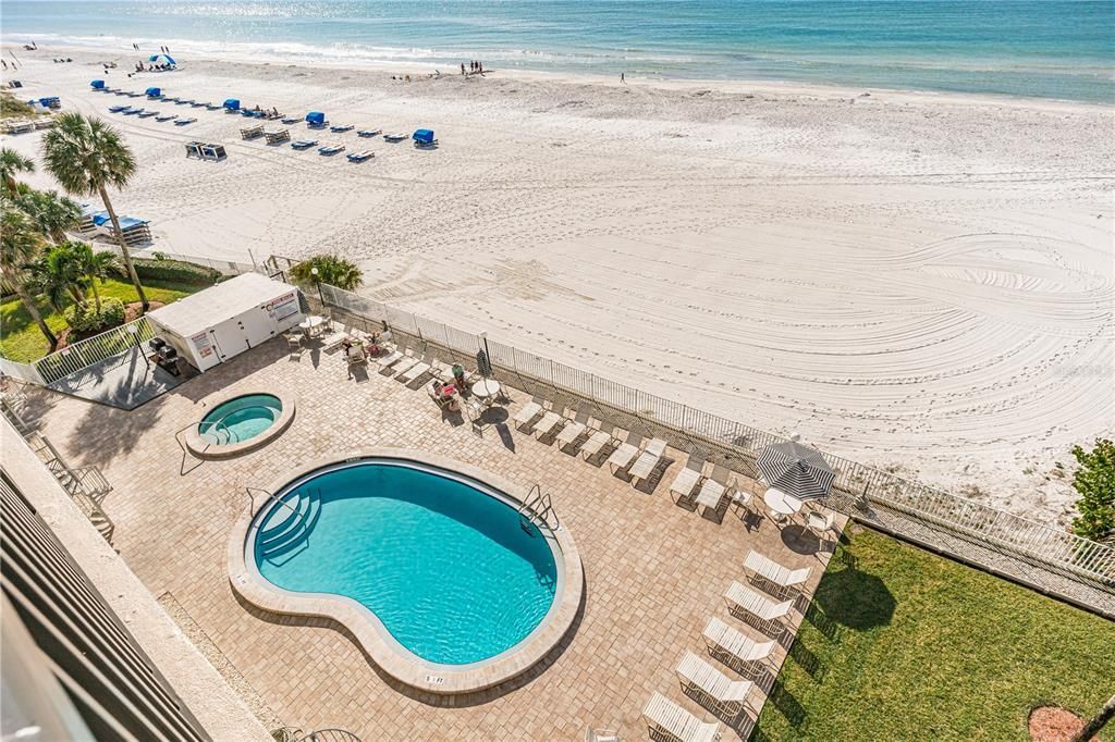 View of the pool, spa and Gulf of Mexico