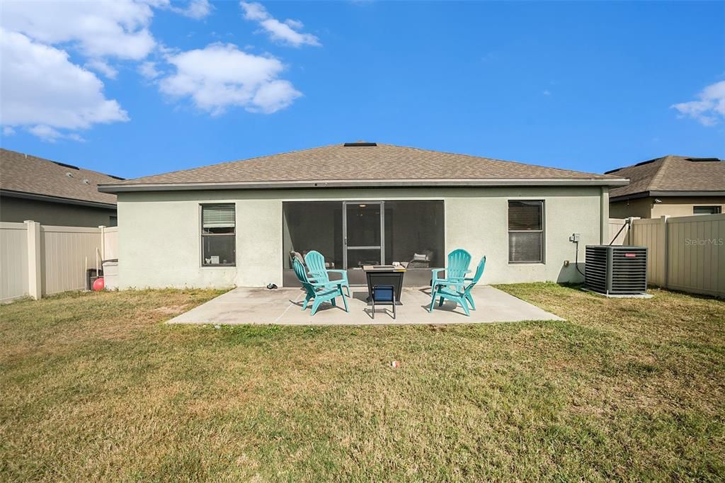 For Sale: $300,000 (3 beds, 2 baths, 1540 Square Feet)