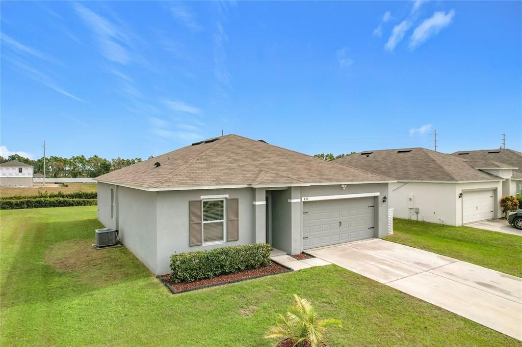 For Sale: $309,990 (3 beds, 2 baths, 1405 Square Feet)